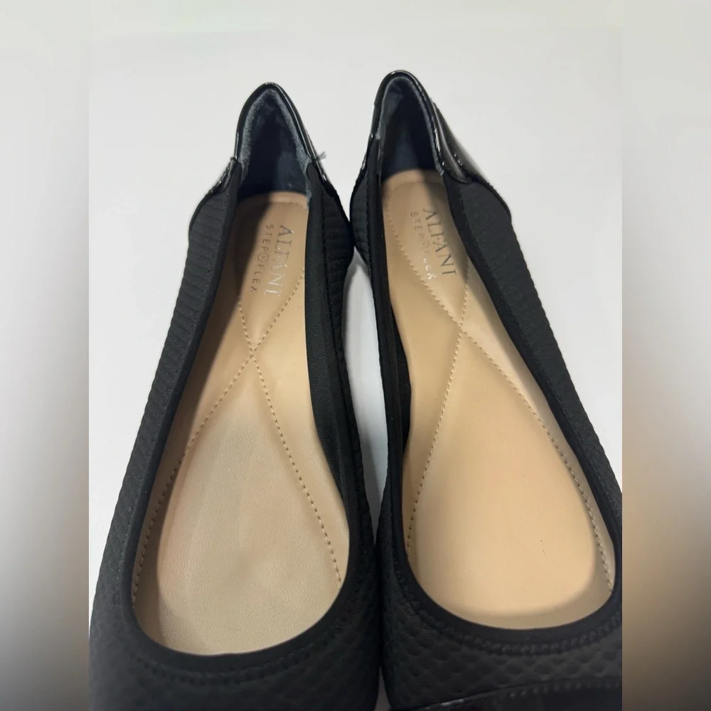 Alfani Women's Step 'N Flex Tavii Flats. Size 8 M - Picture 3 of 7